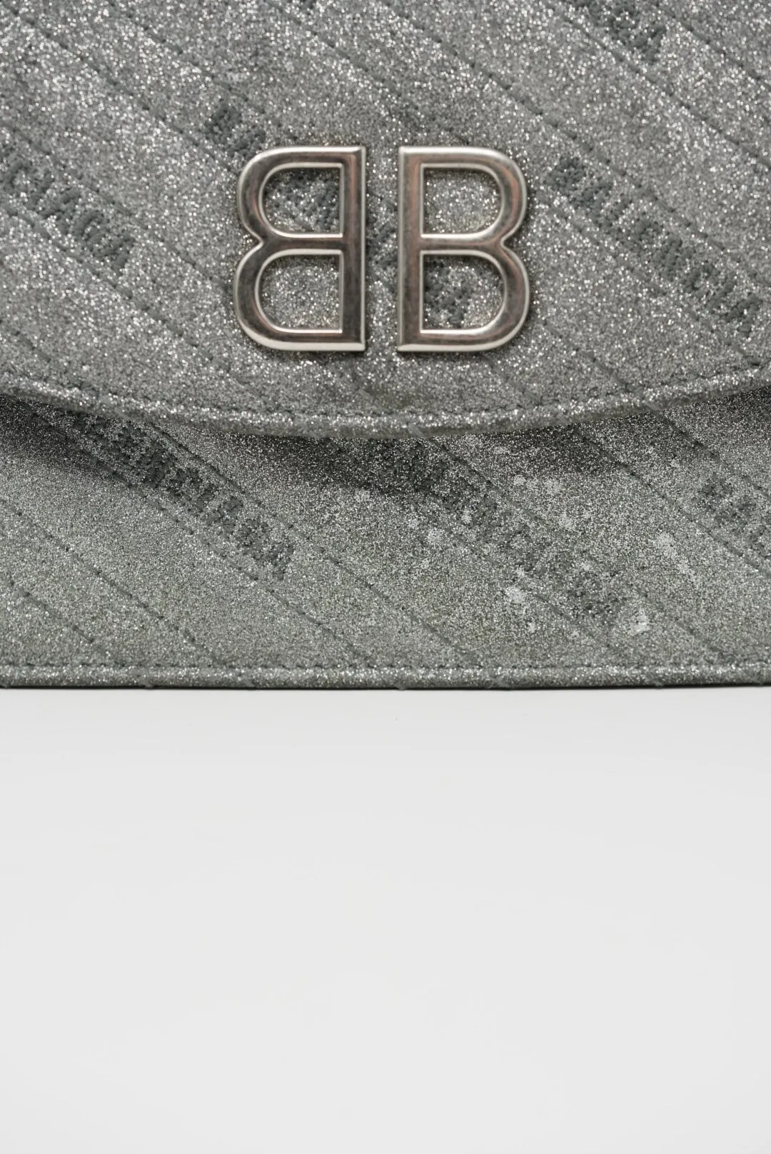 Balenciaga Silver Wallet On Chain