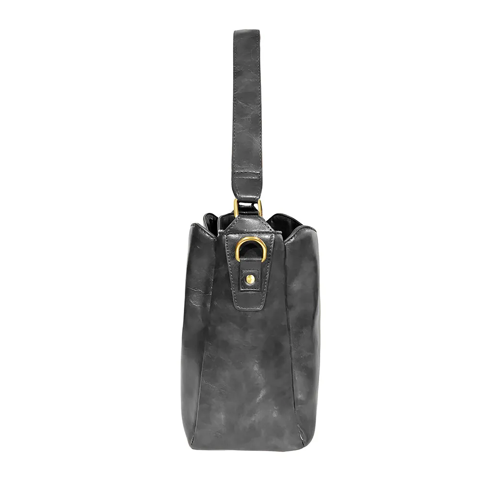 Sustainable Black Shoulder Bags for the Modern Woman